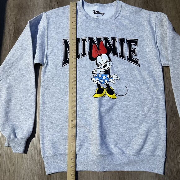 NWT Disney Minnie Mouse Graphic Sweatshirt Heather Gray NEW small - Picture 4 of 7